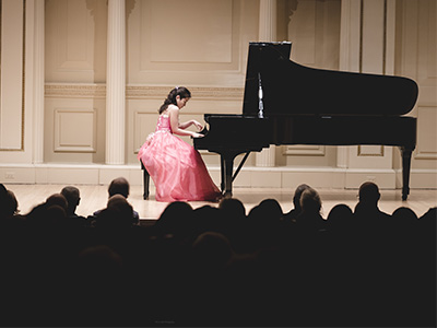 Eun Jung Vicky Lee, Piano