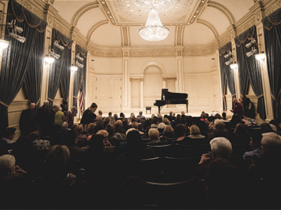 Eun Jung Vicky Lee, Piano